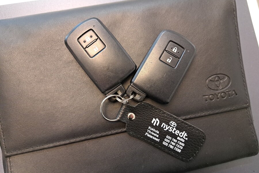 Toyota Yaris vaihtoauto