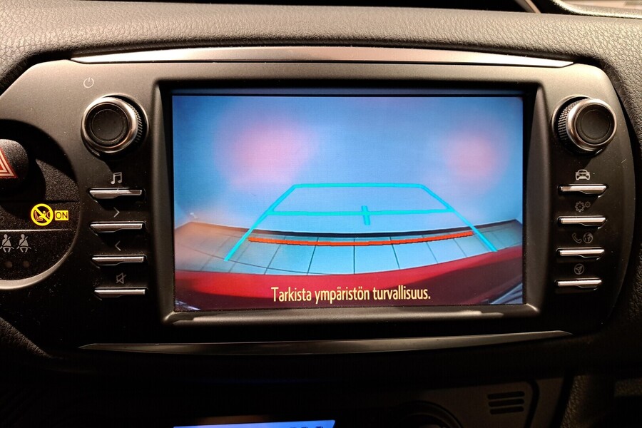 Toyota Yaris vaihtoauto