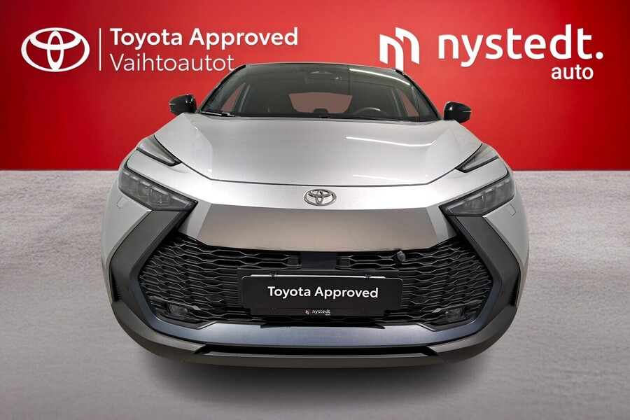 Toyota C-HR vaihtoauto