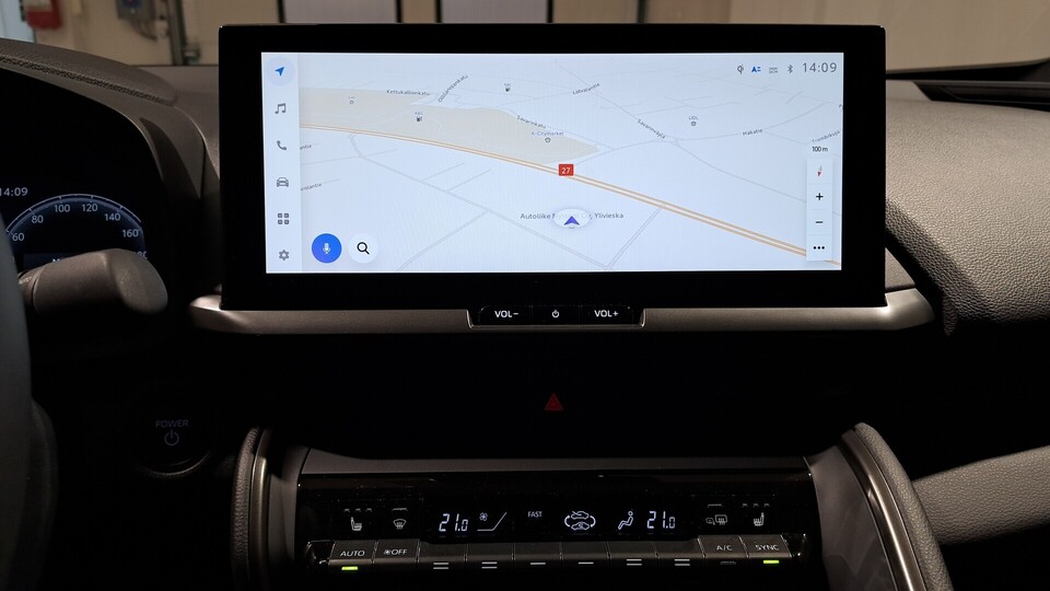 Toyota C-HR vaihtoauto