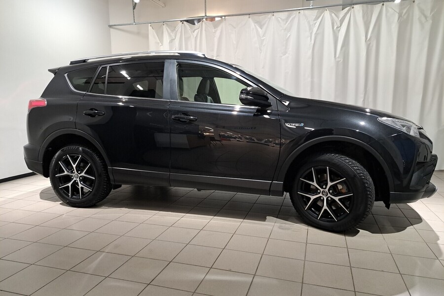 Toyota RAV4 vaihtoauto