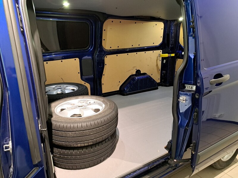 Ford Transit Custom vaihtoauto