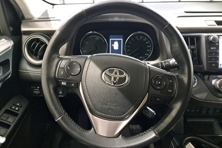 Toyota RAV4 vaihtoauto