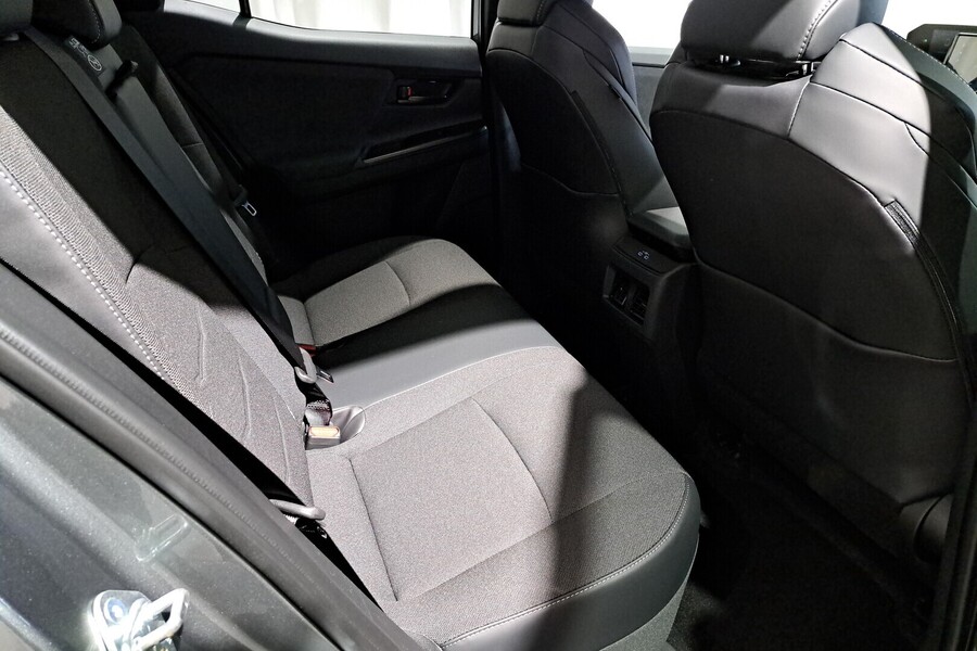 Toyota C-HR+ vaihtoauto