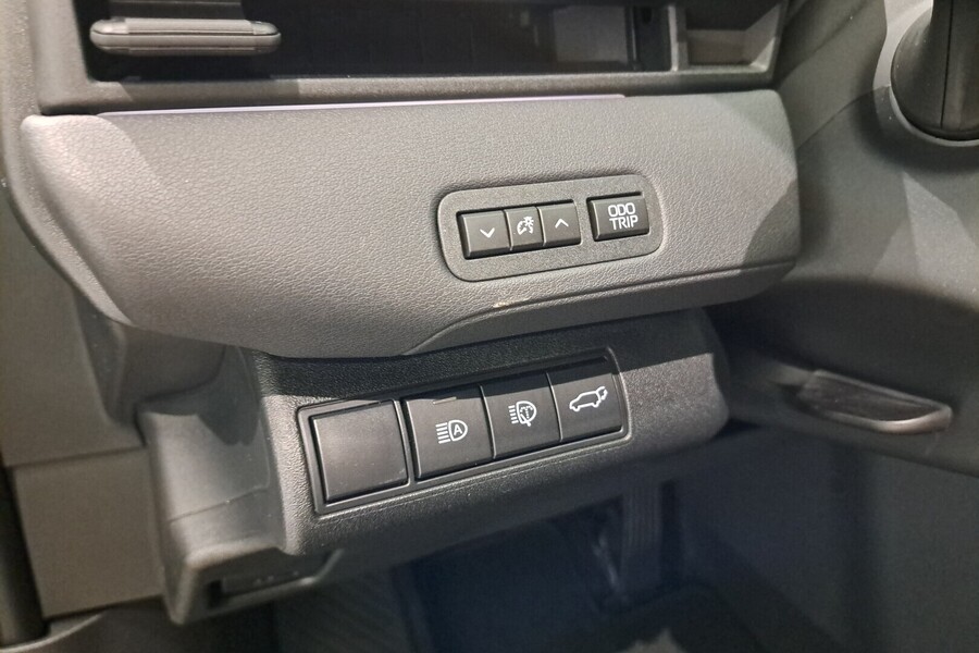 Toyota C-HR+ vaihtoauto