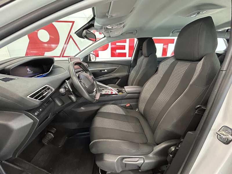 Peugeot 5008 vaihtoauto