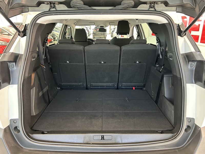 Peugeot 5008 vaihtoauto