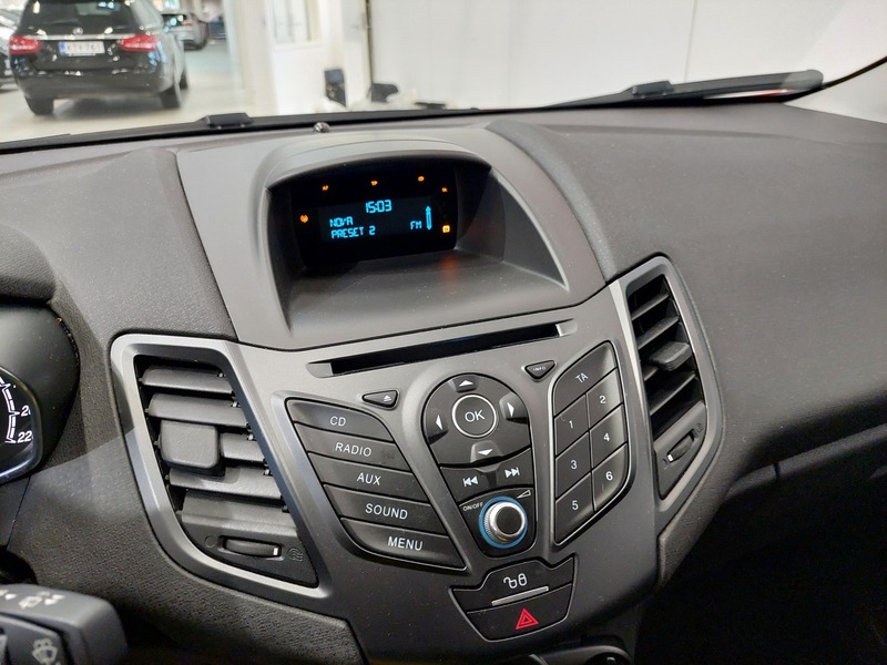 Ford Fiesta vaihtoauto