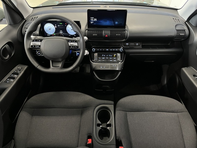 Hyundai INSTER vaihtoauto