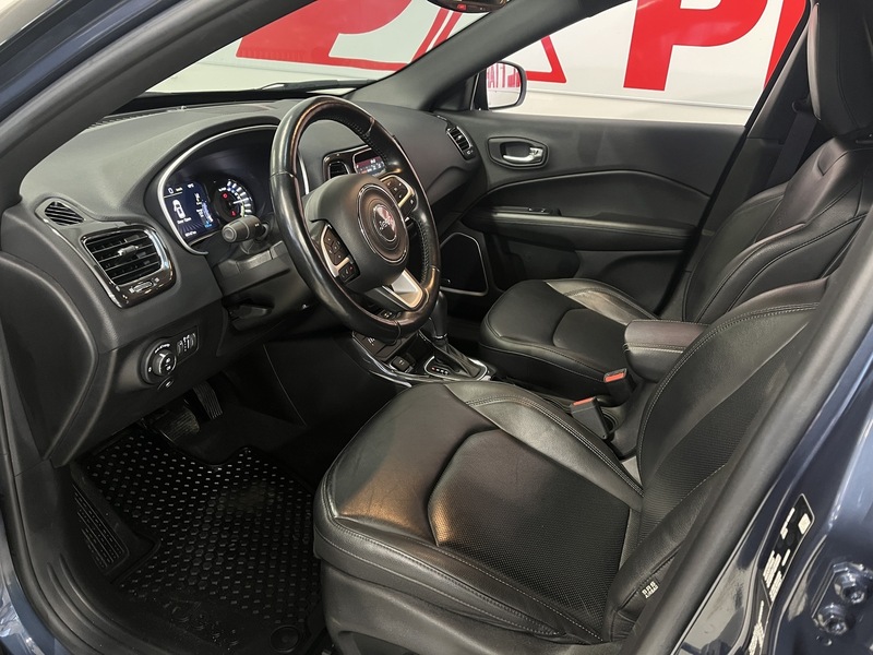 Jeep Compass vaihtoauto