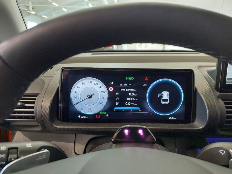 Hyundai INSTER vaihtoauto