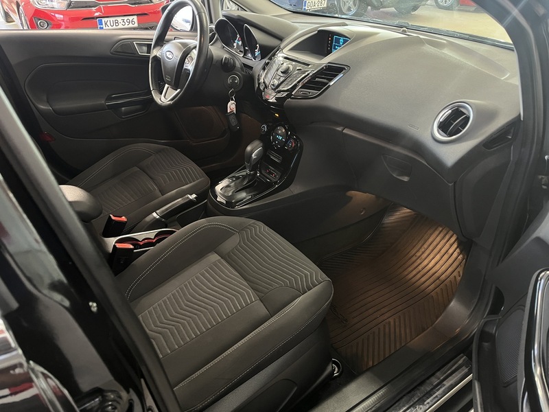 Ford Fiesta vaihtoauto