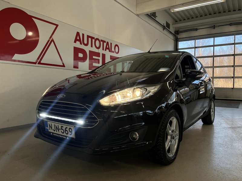 Ford Fiesta vaihtoauto