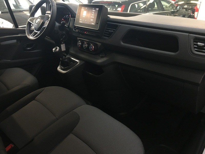 Renault Trafic vaihtoauto