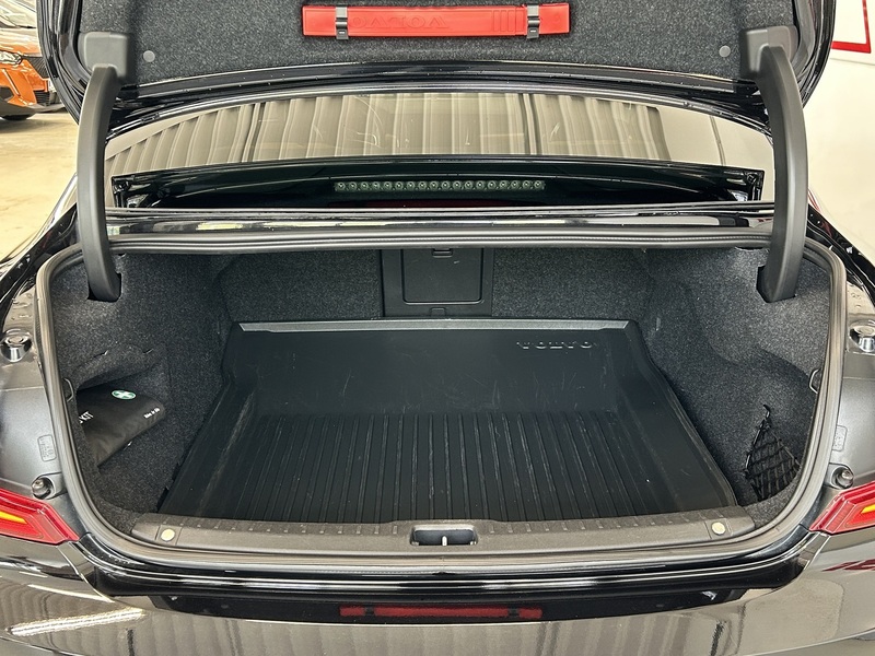 Volvo S90 vaihtoauto