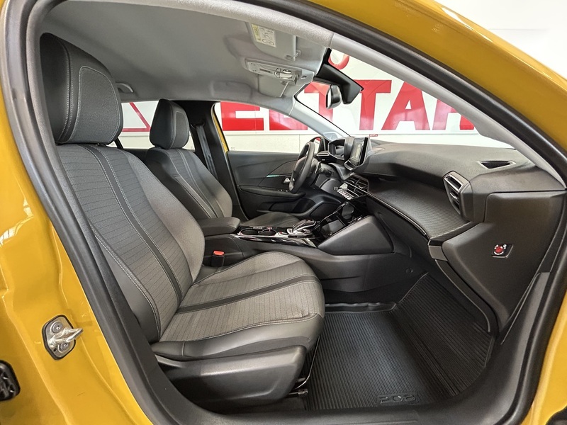 Peugeot 208 vaihtoauto