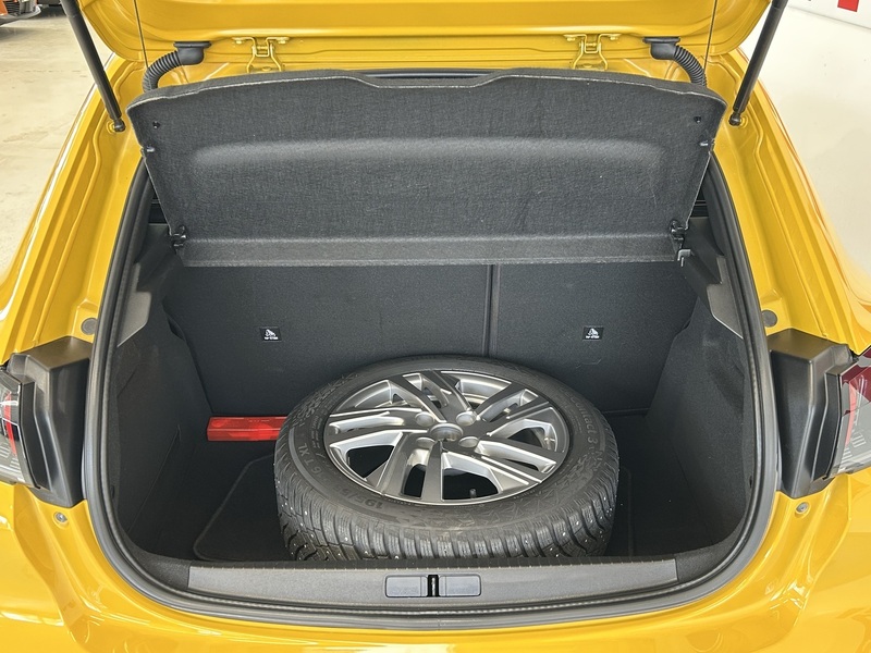 Peugeot 208 vaihtoauto