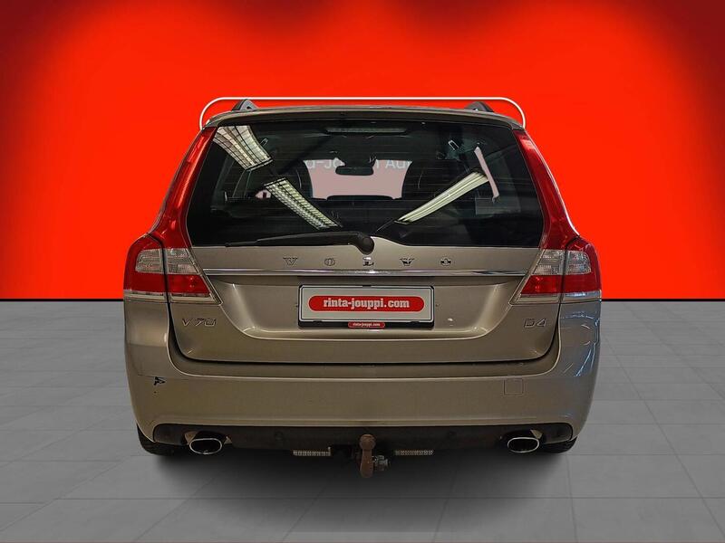 Volvo V70 vaihtoauto