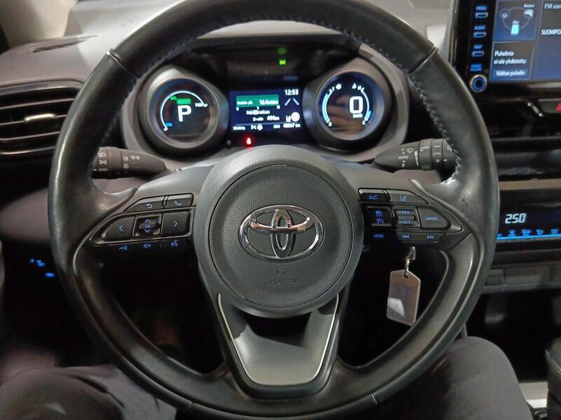 Toyota Yaris Cross vaihtoauto