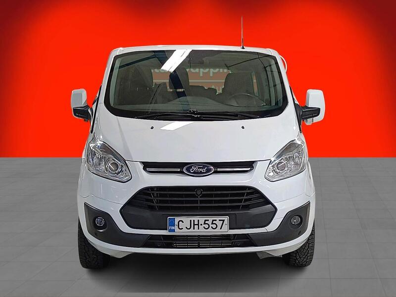 Ford Tourneo Custom vaihtoauto