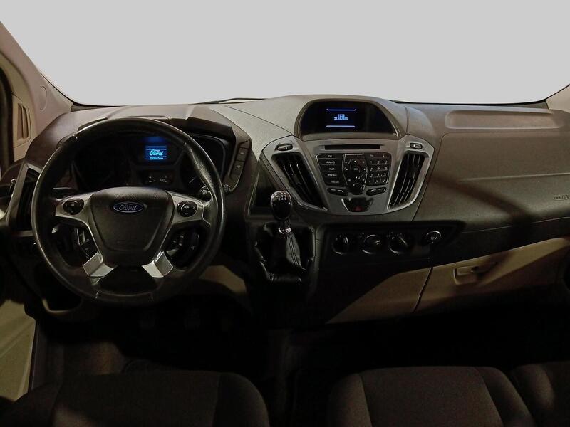 Ford Tourneo Custom vaihtoauto