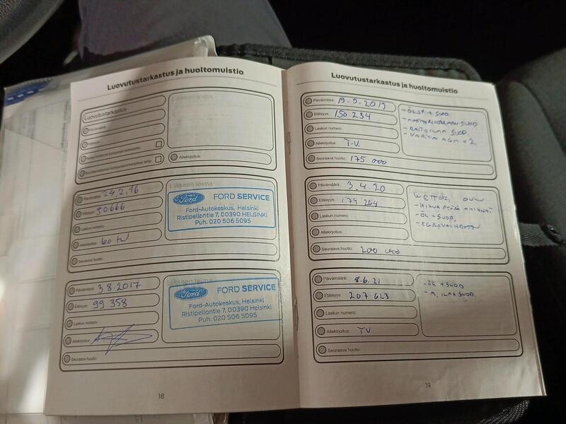 Ford Tourneo Custom vaihtoauto