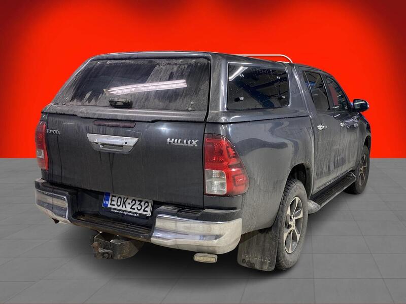 Toyota Hilux vaihtoauto