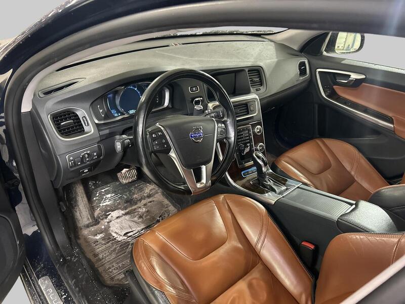 Volvo V60 vaihtoauto