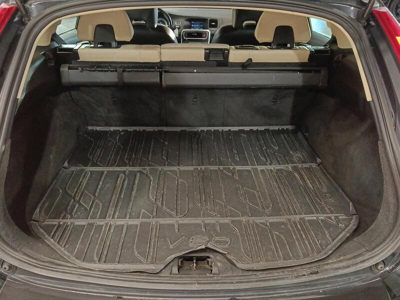 Volvo V60 vaihtoauto