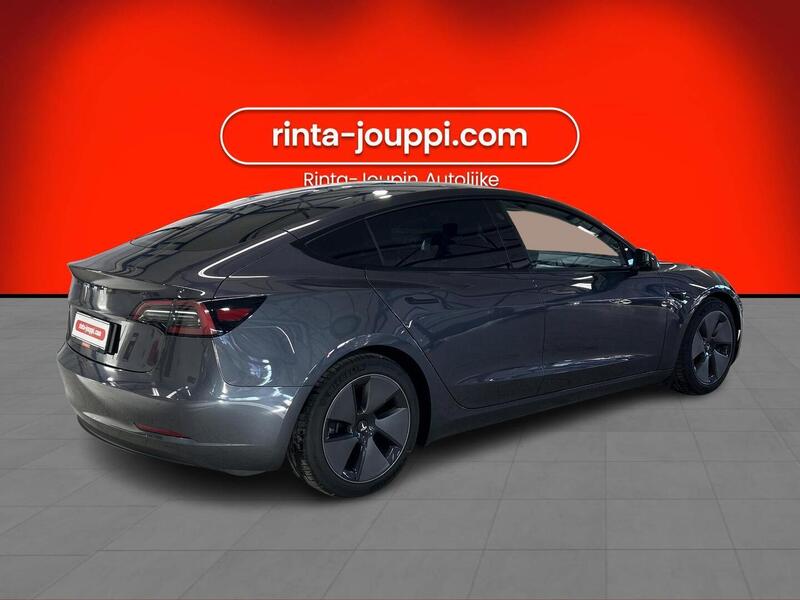 Tesla Model 3 vaihtoauto