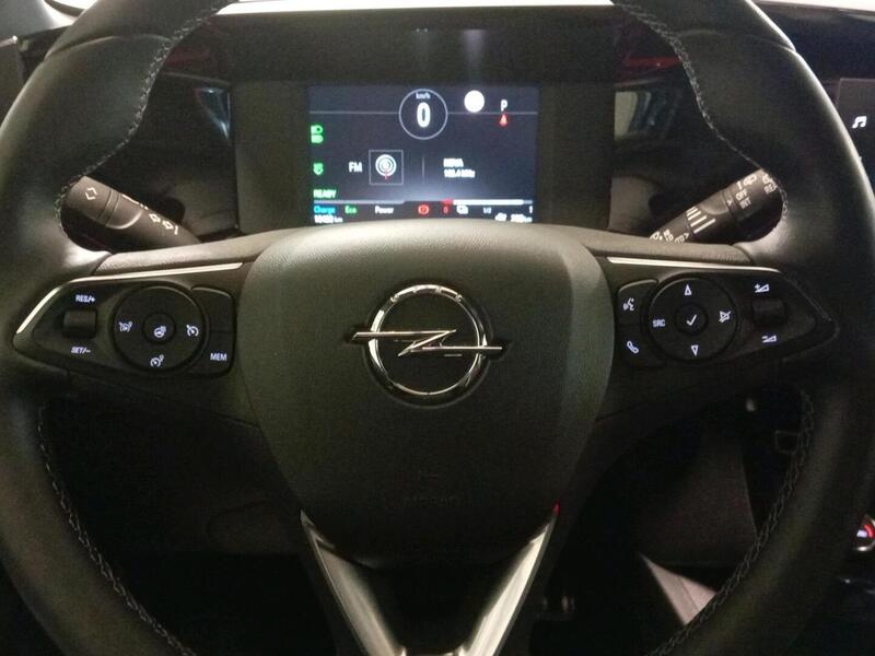 Opel Mokka-e vaihtoauto