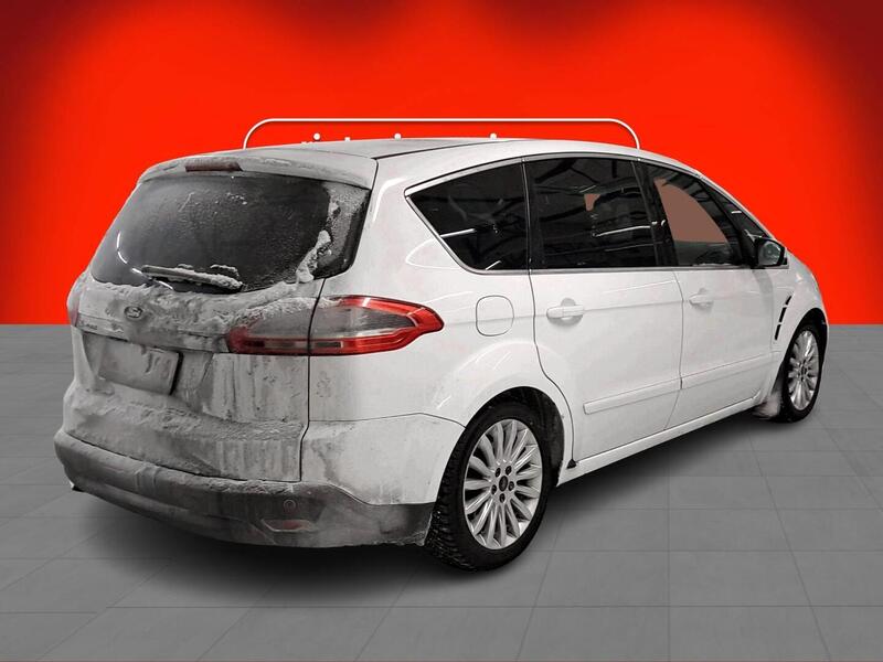 Ford S-MAX vaihtoauto