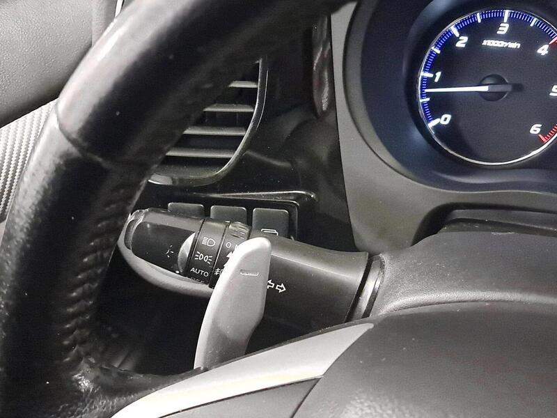 Mitsubishi Outlander vaihtoauto