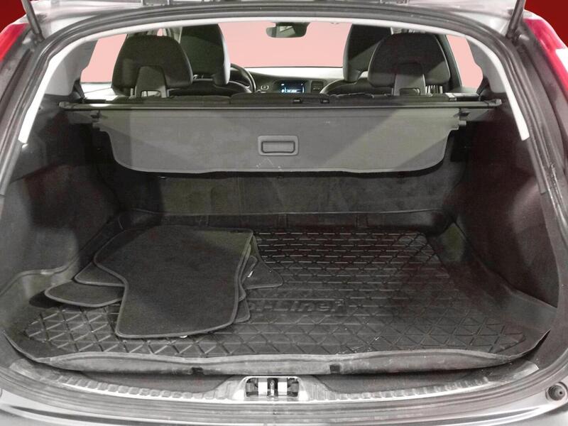 Volvo V60 Cross Country vaihtoauto