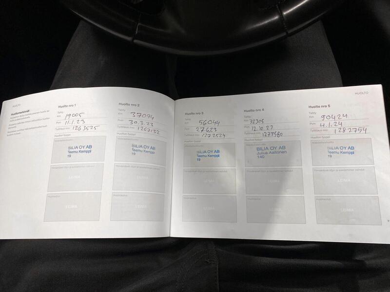 Volvo V60 vaihtoauto