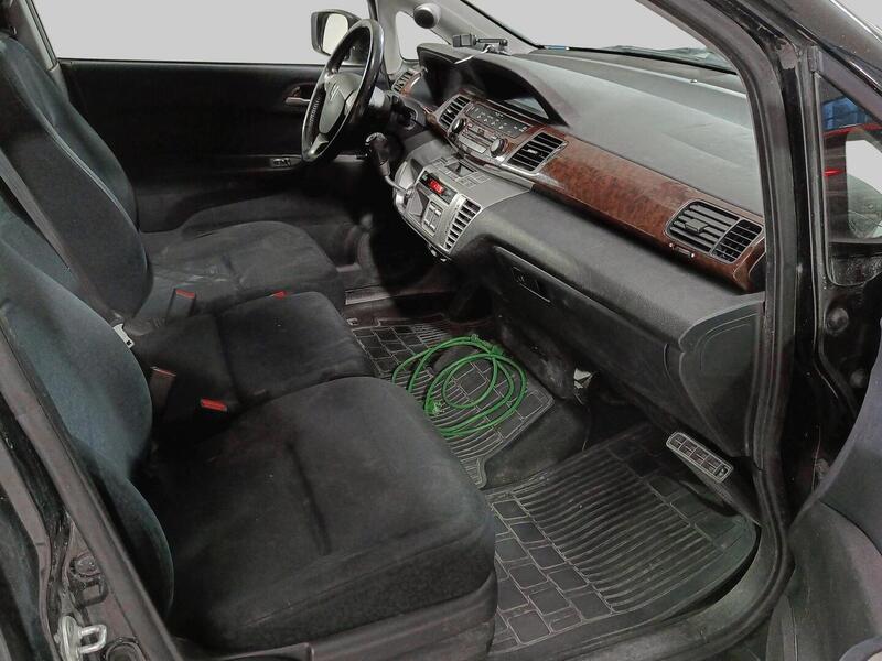 Honda Fr-V vaihtoauto