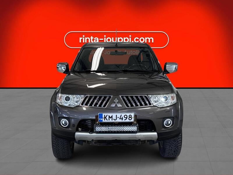 Mitsubishi L-200 vaihtoauto