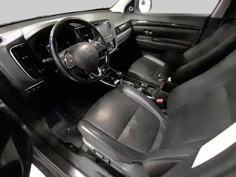 Mitsubishi Outlander vaihtoauto