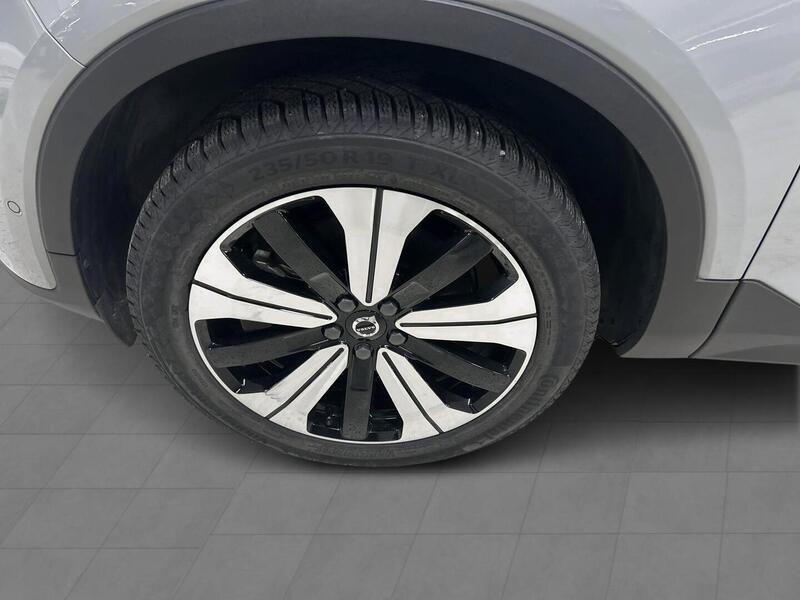 Volvo EX40 vaihtoauto