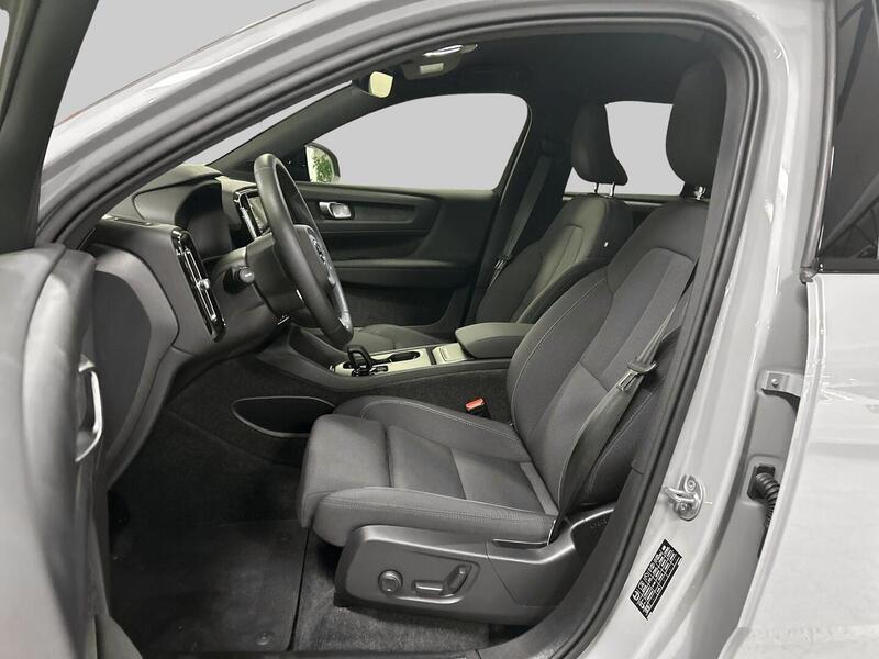 Volvo EX40 vaihtoauto