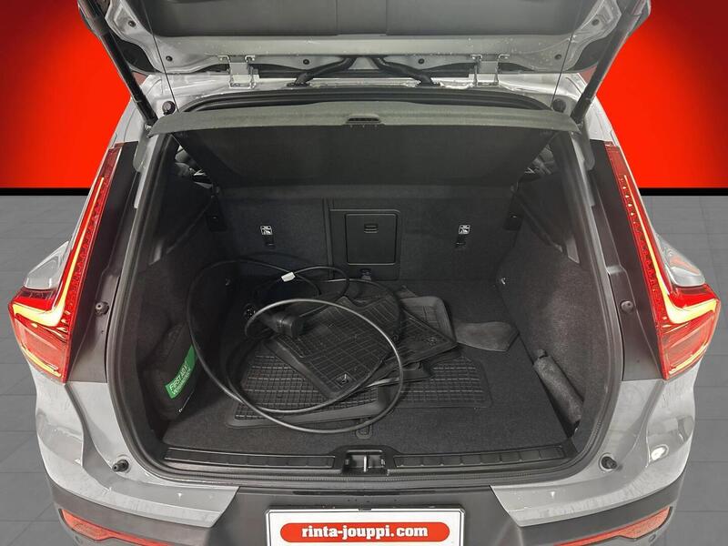 Volvo EX40 vaihtoauto