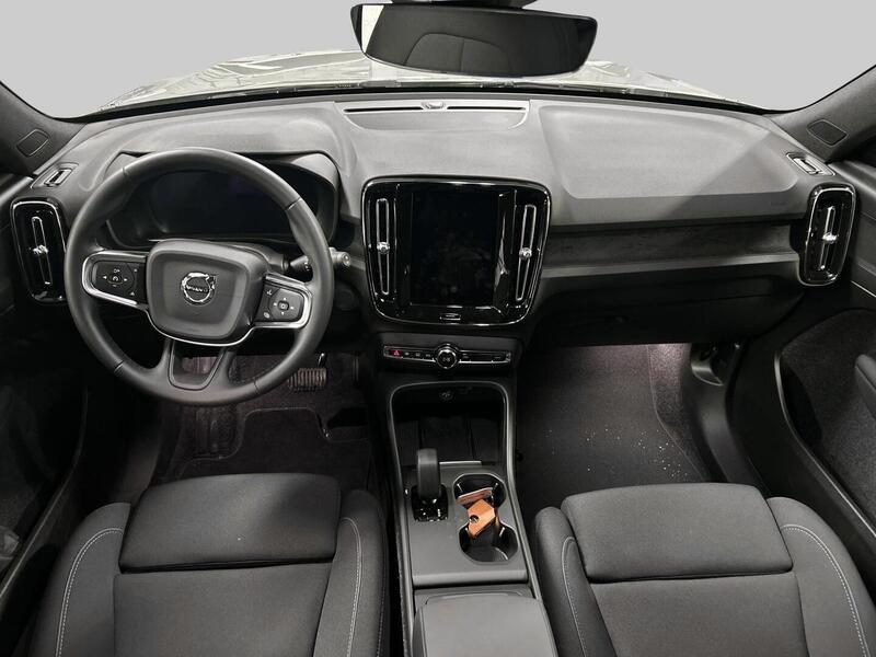 Volvo EX40 vaihtoauto