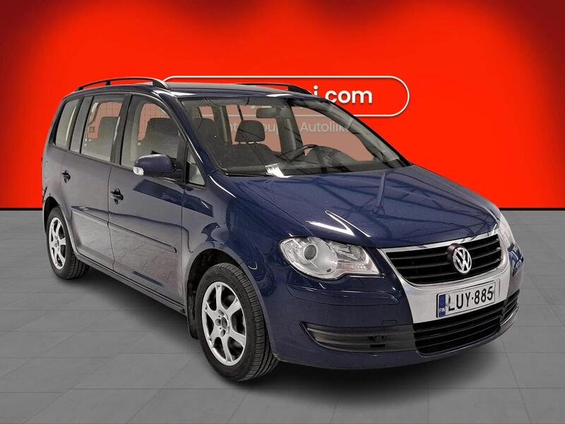 Volkswagen Touran vaihtoauto