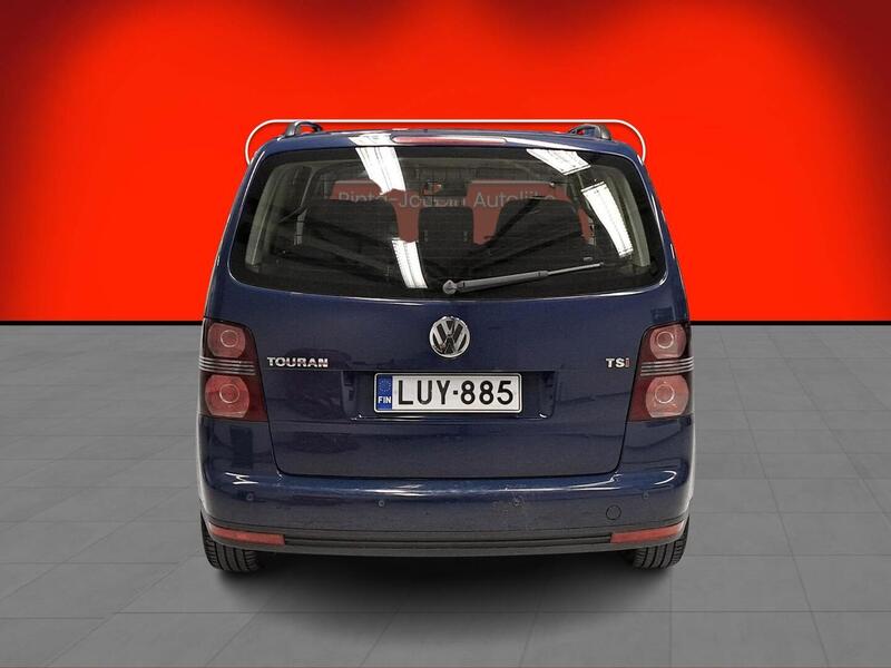 Volkswagen Touran vaihtoauto