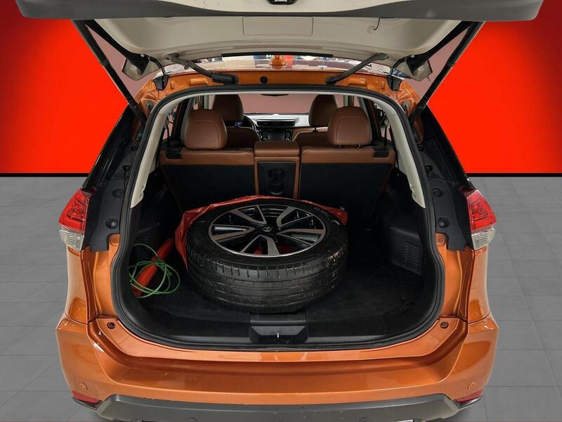 Nissan X-Trail vaihtoauto