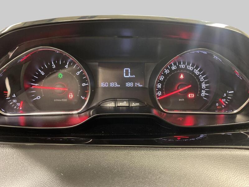 Peugeot 208 vaihtoauto