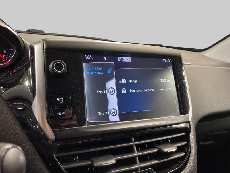 Peugeot 208 vaihtoauto