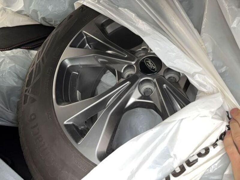 Ford Kuga vaihtoauto