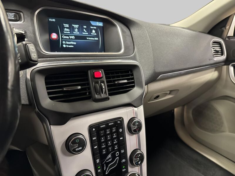 Volvo V40 vaihtoauto