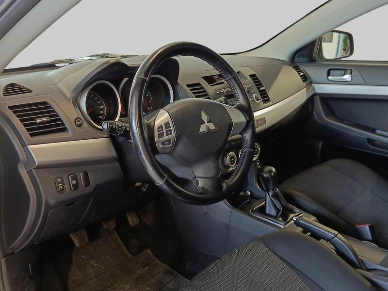 Mitsubishi Lancer vaihtoauto